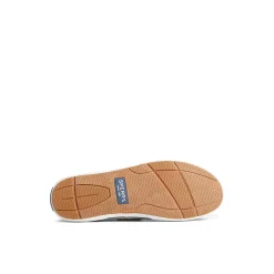 Halyard 2-Eye Salt Washed Boat Shoe